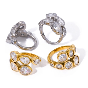 18k gold plated stainless steel rings with cluster of pear and round clear zircons