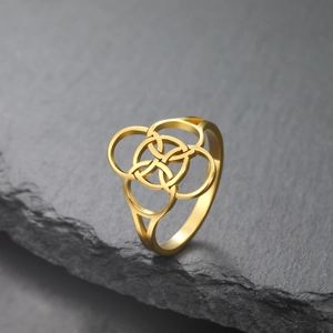 Fashion Celtic Knot Ring Stainless Steel Intersecting Circles Cutout Geometric Jewelry Unisex Accessory
