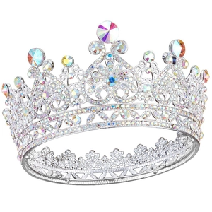 Elegant Baroque silver tiara with crystal rhinestones and hollow heart design