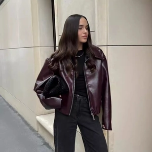 Women's American retro dark red faux leather jacket with lapel and zip closure