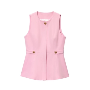 Completo due pezzi con top smanicato rosa con bottoni dorati e pantaloni a zampa