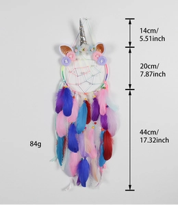 Detailed view of unicorn dreamcatcher showing 84g weight and size specifications