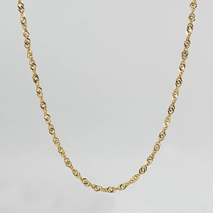 Detailed view of the 18K gold stainless steel water wave chain showing its shiny texture