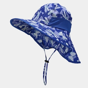 Detail of kids sun hat featuring breathable mesh panels and neck protection flap