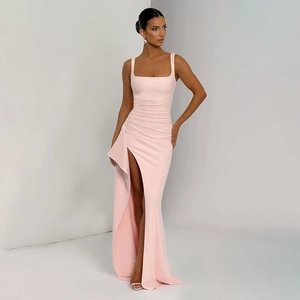 Robe Maxi À Bretelles Spaghetti Pour Femmes Dos Nu Fendue Col Carré Froncée Robe De Soirée Élégante Polyester Unie