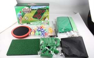 Komplettes Golf-Chipping-Spiel-Set mit Zielmatte, Bällen, Kunstrasen und Zubehör