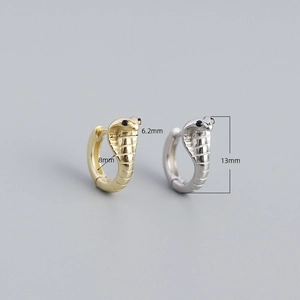 925 silver cobra hoop earrings in gold and silver finish with dimension labels