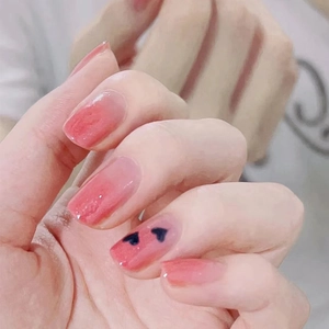 Sweet Blush Pink Gradient Press On Nails With Black Heart Pattern Glossy Short Square Artificial Nails For Women DIY Manicure