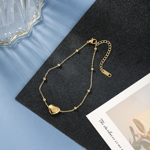 Elegant 18K gold-plated stainless steel heart pendant anklet with delicate bead chain