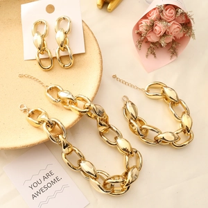 Thick Chain Necklace And Bracelet And Earrings Exaggerated Lightweight CCB Plastic Nightclub Party Jewelry For Women