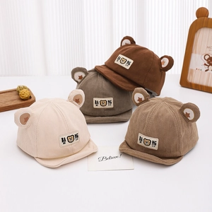 Bonnets en velours côtelé pour bébé avec oreilles d'ours en crème, kaki et marron