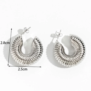 Polished stainless steel C-shaped croissant hoop earrings in silver, size 2.8cm x 2.5cm