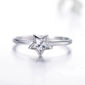 Minimalist S925 sterling silver ring with sparkling star-shaped zircon stone