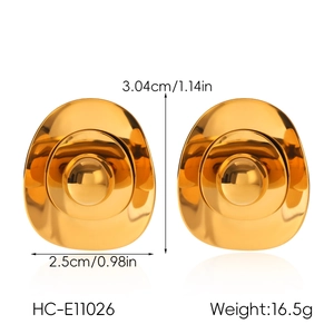 Detailed dimensions and weight of gold irregular oval stainless steel stud earrings