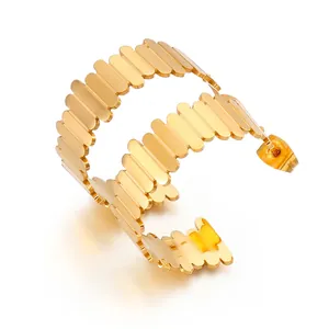 Créoles En Forme De C Mode Acier Inoxydable Géométrique Texture Clôture Style Ins Exagéré Bijoux Pour Femmes Filles
