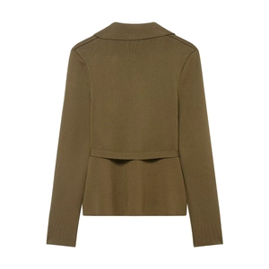 Gilet en maille vert olive foncé avec col à revers et texture fine, vue de l'arrière