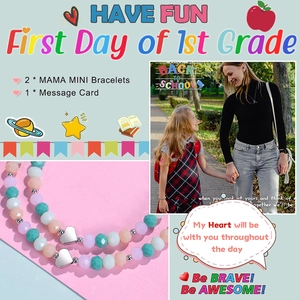 Détails des bracelets en perles de cristal colorées avec breloque cœur et carte de vœux