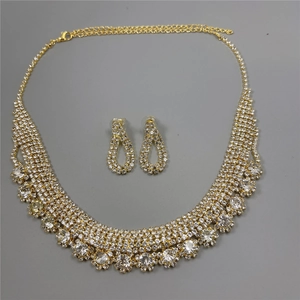 Elegant gold rhinestone necklace and earring bridal jewelry set for wedding accessories