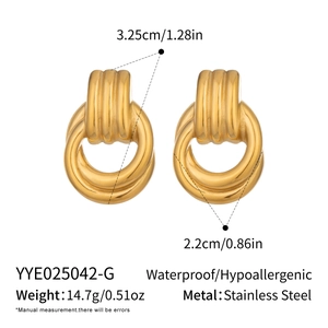 Detailed view of gold geometric door-knocker earrings showing 3.25x2.2cm dimensions