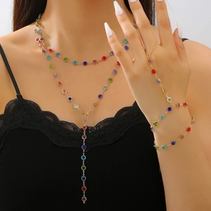 Colorful heart rhinestone necklace and bracelet set in trendy Y-shaped alloy jewelry style