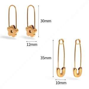 Specifiche dettagliate delle dimensioni per orecchini a fiore e spilla placcati oro 18K