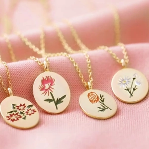 Birth Flower Necklace Titanium Steel Enamel Painted Oval Pendant Retro Vintage Jewelry For Women