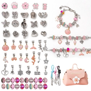 Kit creazione gioielli fai-da-te rosa con perline, ciondoli e borsa portaoggetti