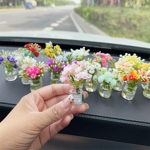 Miniature glass flower vases with Good Luck tags for car dashboard interior decoration