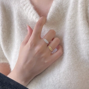 Minimalist 925 sterling silver oval relief rings in gold and silver finish for women