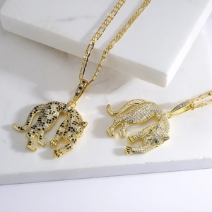 Hip hop gold plated leopard pendant necklace with sparkling zircons and green stone eyes