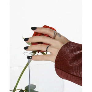 Minimalist S925 sterling silver open rings set with black and white texture and red rose