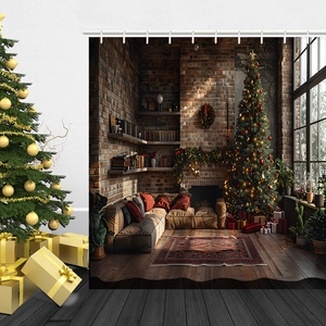 Detail der Weihnachtskulisse aus Polyester mit gemütlichem Kamin und Tannenbaum-Print