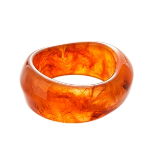 Irregular resin amber bangle with vintage tortoiseshell pattern and geometric thick design