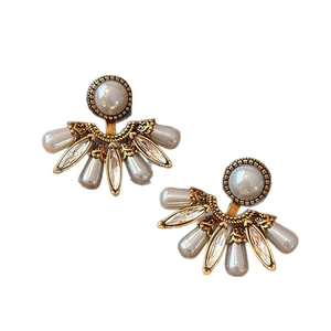 Boucles d'oreilles vintage en forme d'éventail avec perles et strass brillants dorés