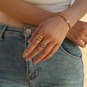 Bague lèvres en acier doré 18k et bracelet élastique œil du démon pour femmes stylées