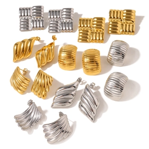 Textured 18K gold and silver stainless steel geometric hoop earrings set