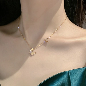 Collana Ciondolo Farfalla Acciaio Inossidabile Doppia Farfalla Texture Opaca Lucida Catena O Gioielli Minimalisti Per Donna
