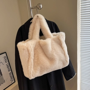 Plush Faux Fur Tote Bag Large Capacity Shoulder Underarm Handbag Solid Color Autumn Winter Fashion For Women