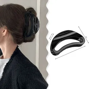 Large black hair claw clip detail with model showing 12cm size and 37g weight specs