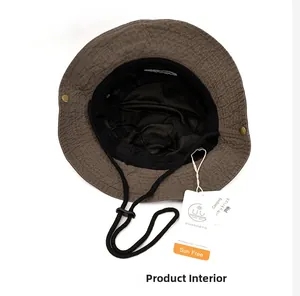 Détail de la doublure en maille respirante et de l'étiquette de protection solaire UPF 40+