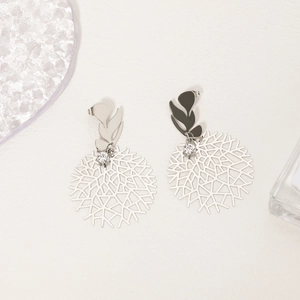Silver geometric hollow mesh earrings with leaf stud and sparkling crystal center