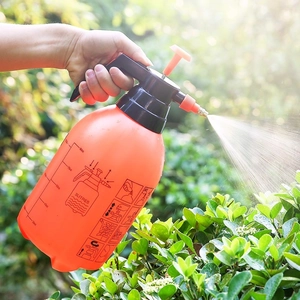 3L manual pressure sprayer garden water mister in orange for outdoor plants and flowers