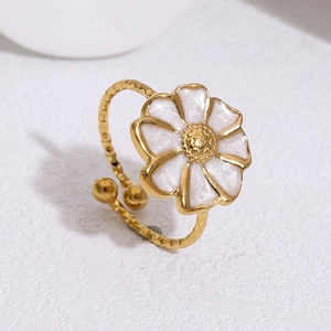 French vintage gold flower open ring with white enamel petals and twisted metal band