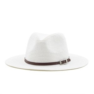 Cappello panama classico in paglia bianca con cinturino in pelle per protezione solare
