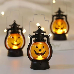 Retro Halloween LED pumpkin lantern with vintage oil lamp design and metal handle