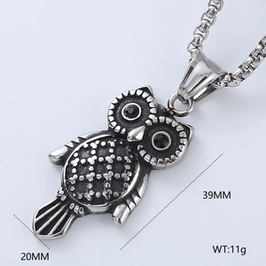 Polished silver owl pendant necklace with 39mm length and 20mm width dimensions