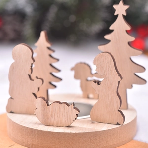 Bougeoir de Noël en bois avec scène de la nativité et silhouettes de sapins de fête