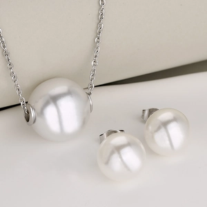 Classic French retro white pearl necklace and stud earrings set with silver stainless steel