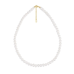 Elegant S925 sterling silver necklace with natural freshwater pearls and golden clasp