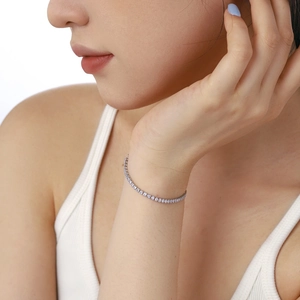Detailed close-up of 2mm S925 sterling silver tennis bracelet with cubic zirconia